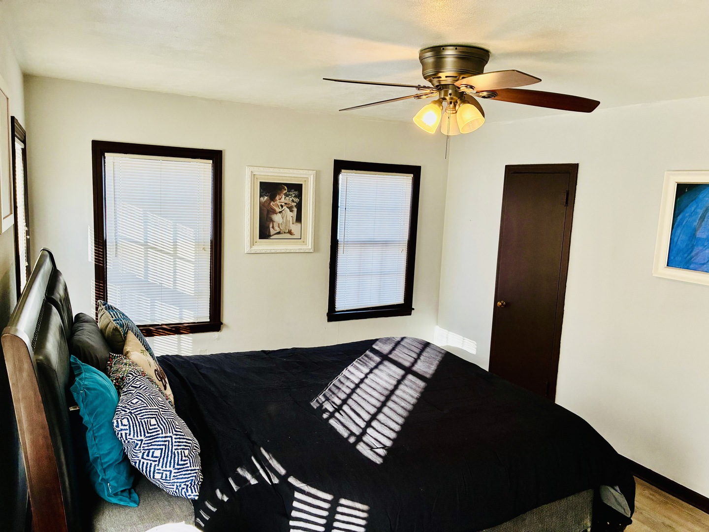 14506 Clinton Street Harvey, IL 60426 - Photo 6 of 12 a living room with furniture and a window