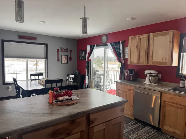 $365,500 | 2370 Last Road Northwest, Bemidji, MN 56601