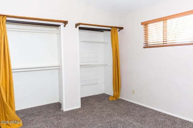 a view of empty room with window