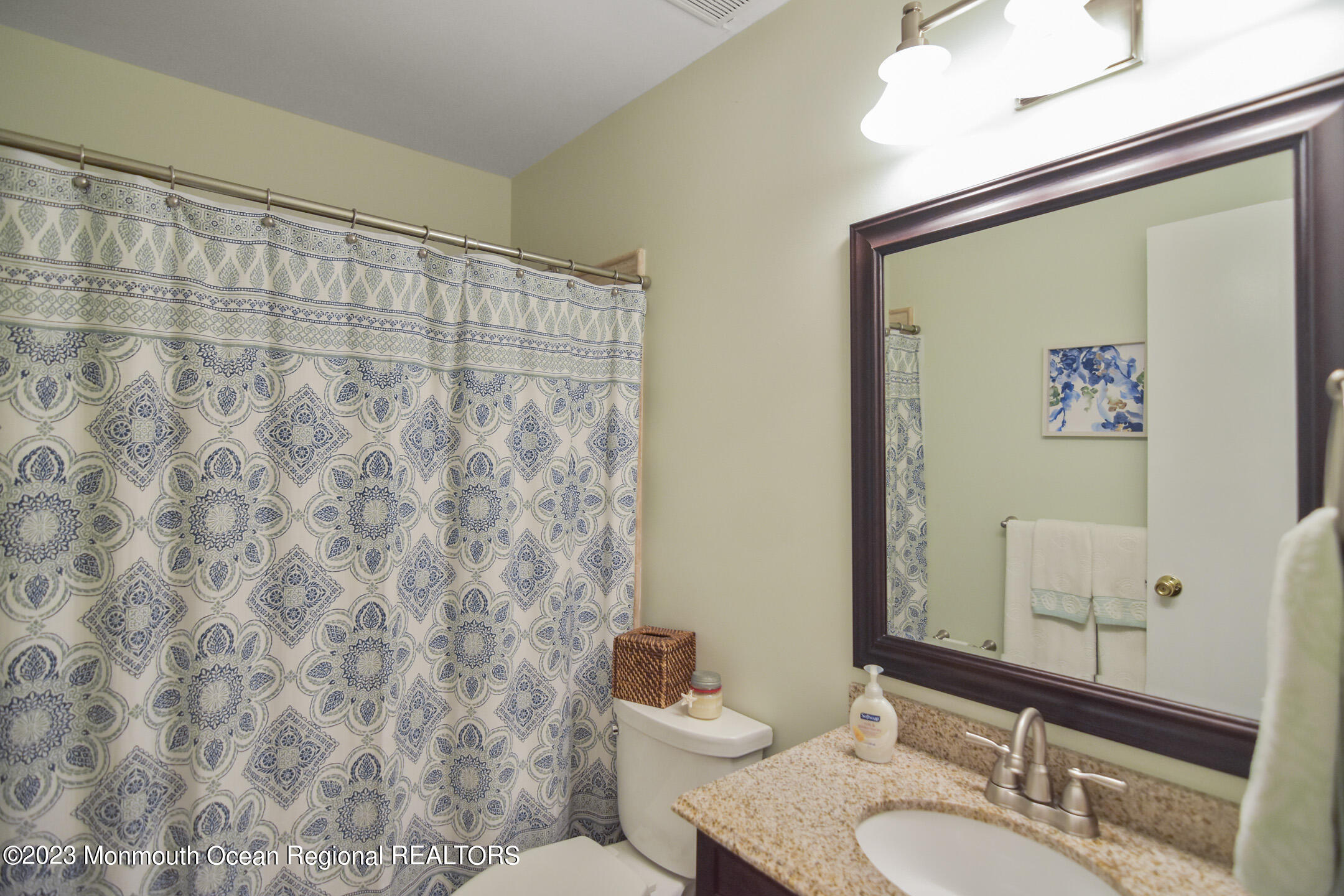 12 Rita Drive Howell, NJ 07731 - Photo 15 of 31 DSC_0304