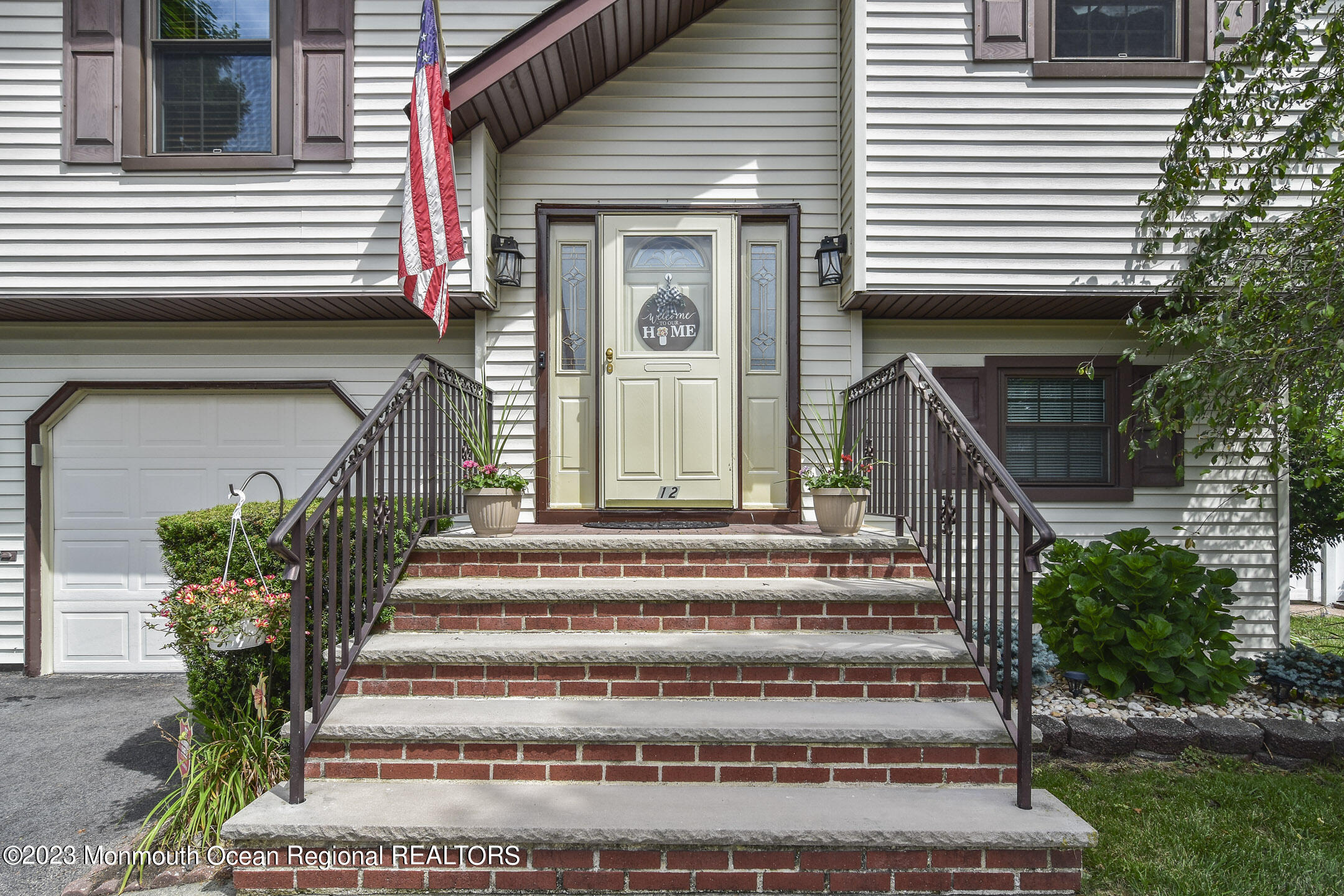 12 Rita Drive Howell, NJ 07731 - Photo 3 of 31 DSC_0230