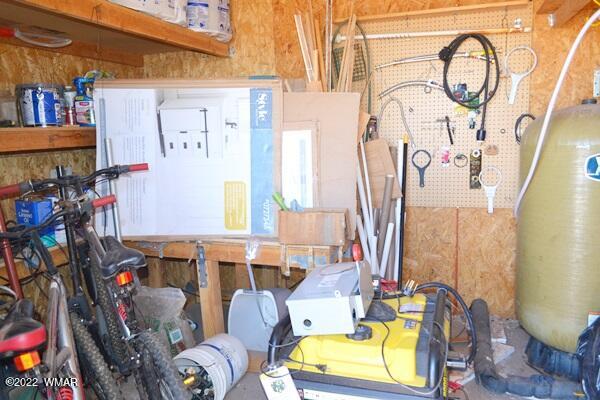 4915 Jack Rabbit Road Snowflake, AZ 85937 - Photo 27 of 56 a view of a room with gym equipment