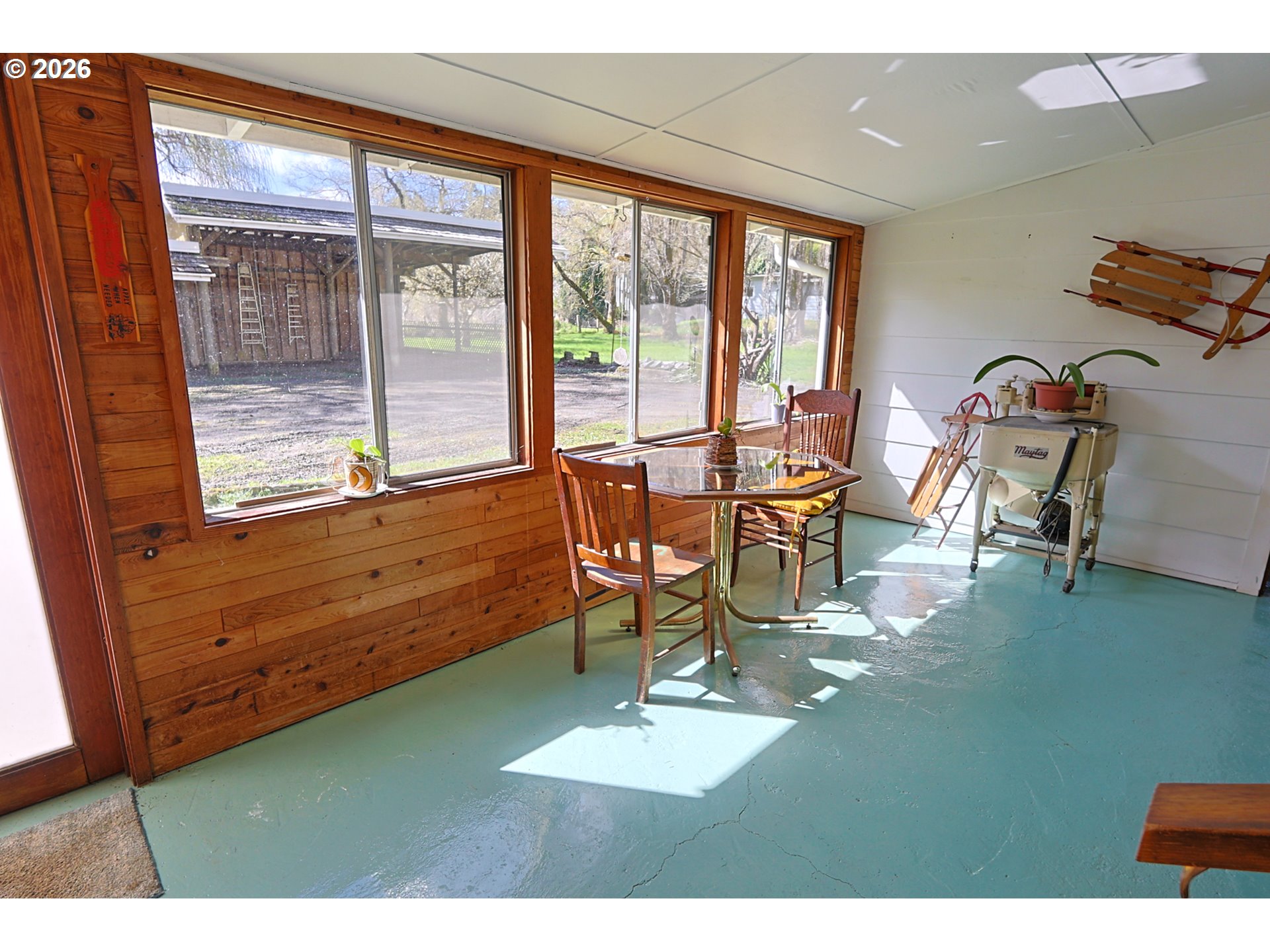 93514 Upper Loop Lane Coos Bay, OR 97420 - Photo 13 of 39 Laundry