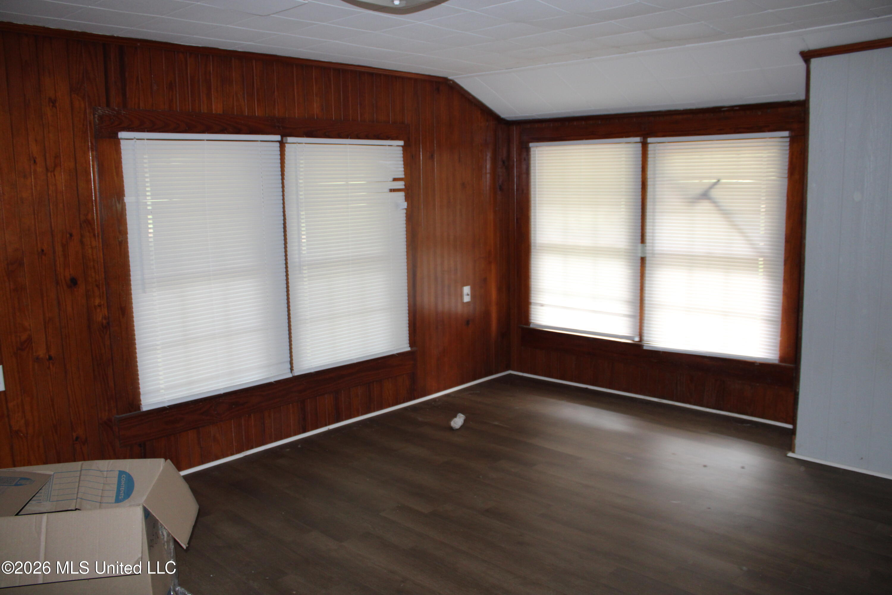 804 Lafayette Street Prentiss, MS 39474 - Photo 4 of 10 IMG_1062