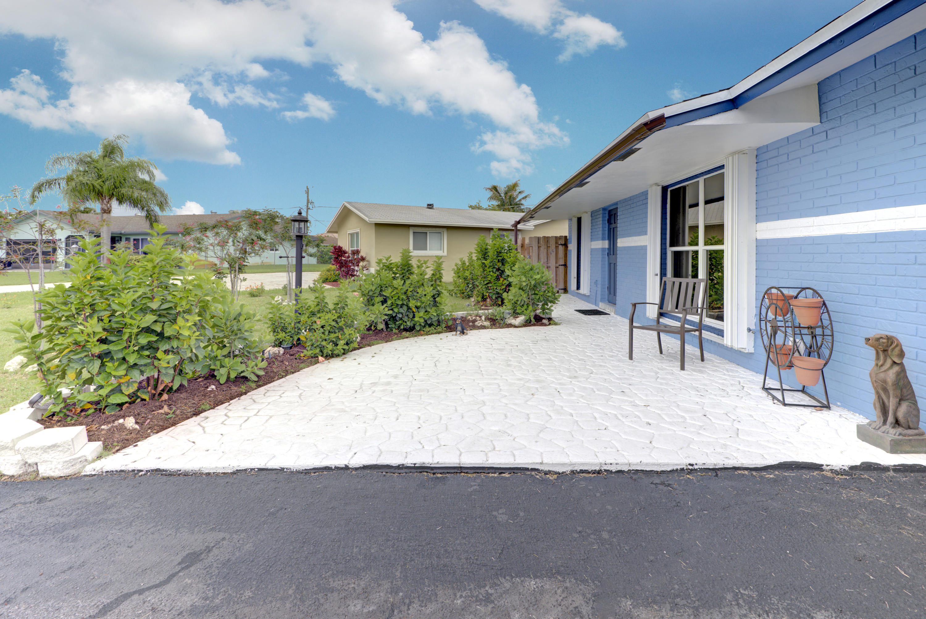 22196 Southwest 64th Terrace Boca Raton, FL 33428 - Photo 4 of 36 DSC_8354 sky
