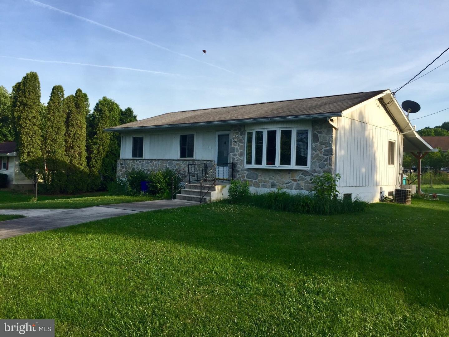 1043 Cross Keys Road Leesport, PA 19533 - Photo 1 of 10 Gallery Image 1