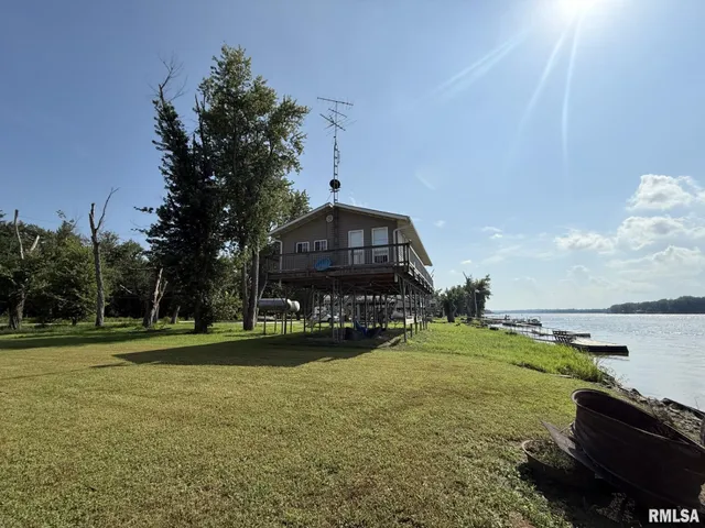 $100,000 | 1483 North County Road 1500, Roseville, IL 61473