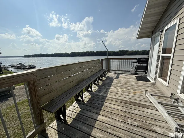 $100,000 | 1483 North County Road 1500, Roseville, IL 61473