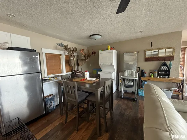 $100,000 | 1483 North County Road 1500, Roseville, IL 61473