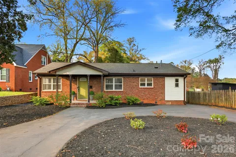 $450,000 | 1642 Washington Avenue, Charlotte, NC 28216