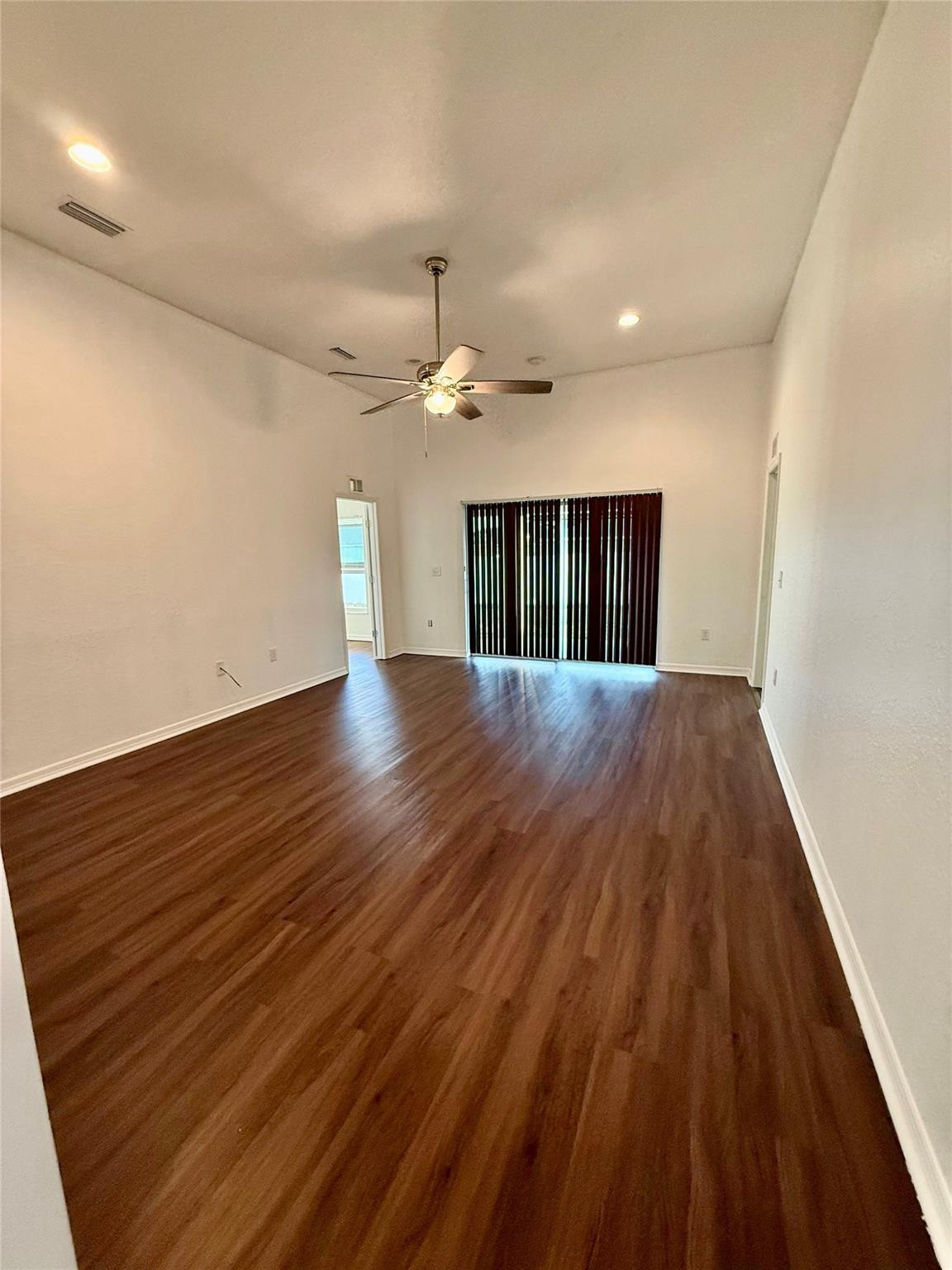 2363 Twin Lake View Road Winter Haven, FL 33881 - Photo 4 of 8 Photo 4