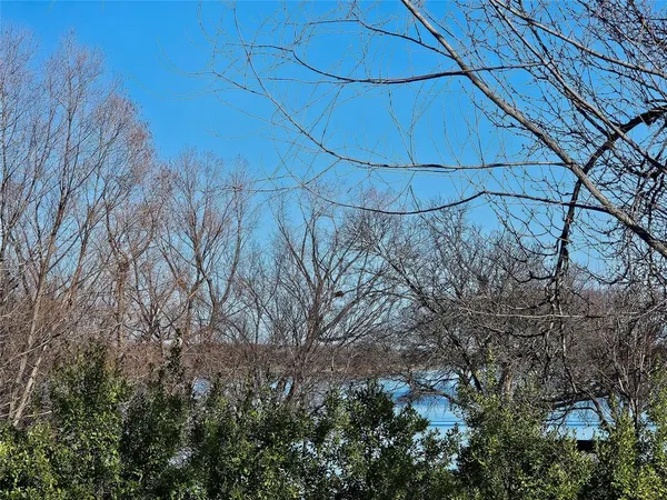 $1,999 | 913 Cove Trail, Little Elm, TX 75068