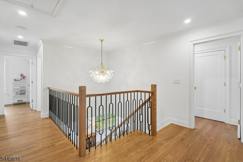 31 Verona Road New Providence, NJ 07974 - Photo 27 of 46 Gallery Image 27