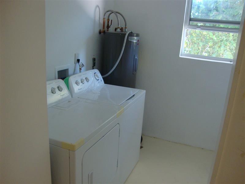 3100 Surf Way Riviera Beach, FL 33404 - Photo 21 of 23 DSC05035