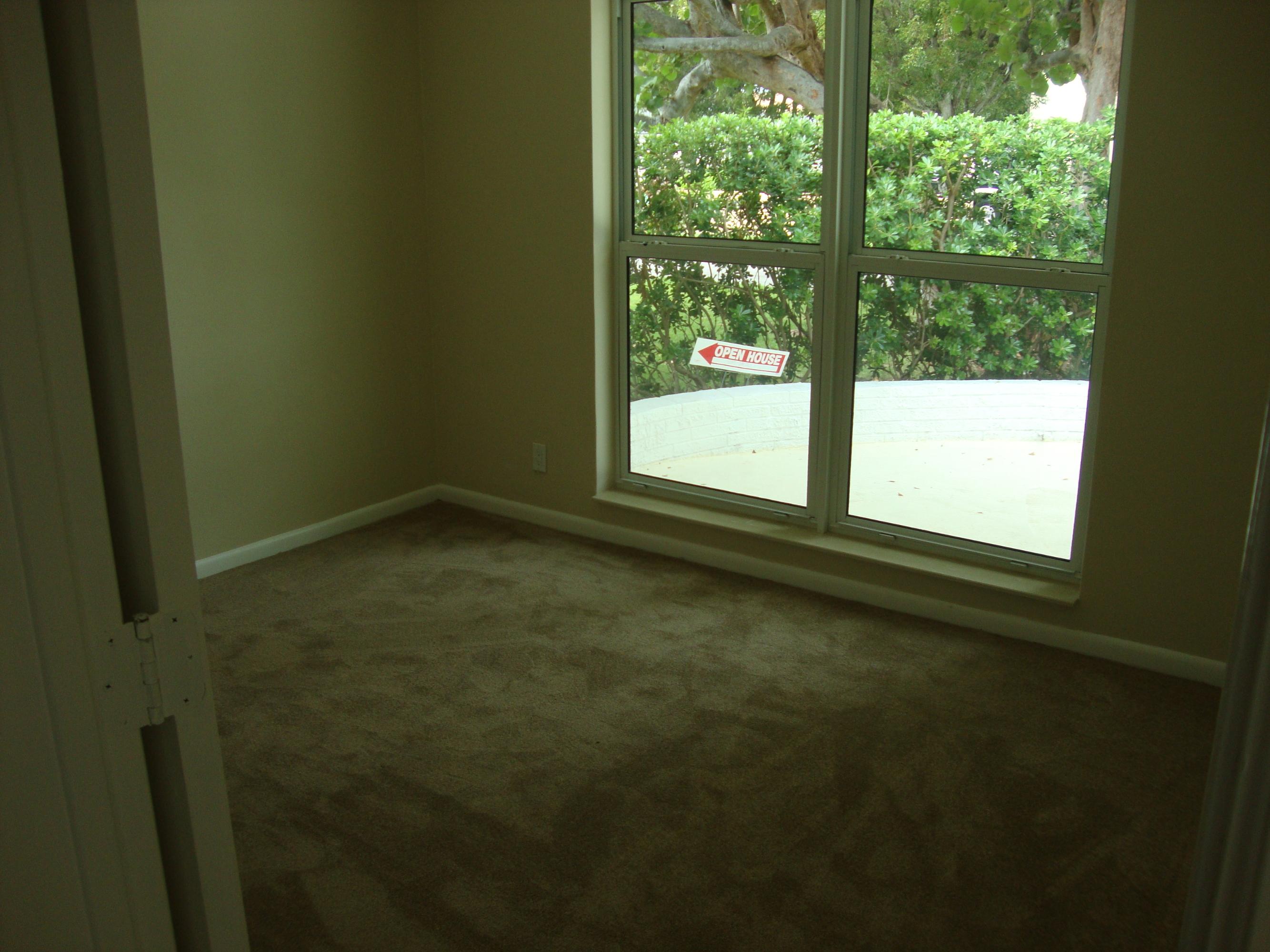 3100 Surf Way Riviera Beach, FL 33404 - Photo 8 of 23 DSC05015