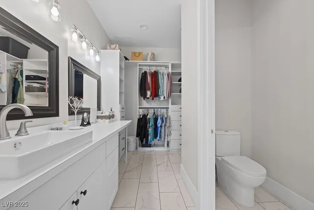 $1,540,000 | 5865 Egan Crest Drive, Las Vegas, NV 89149