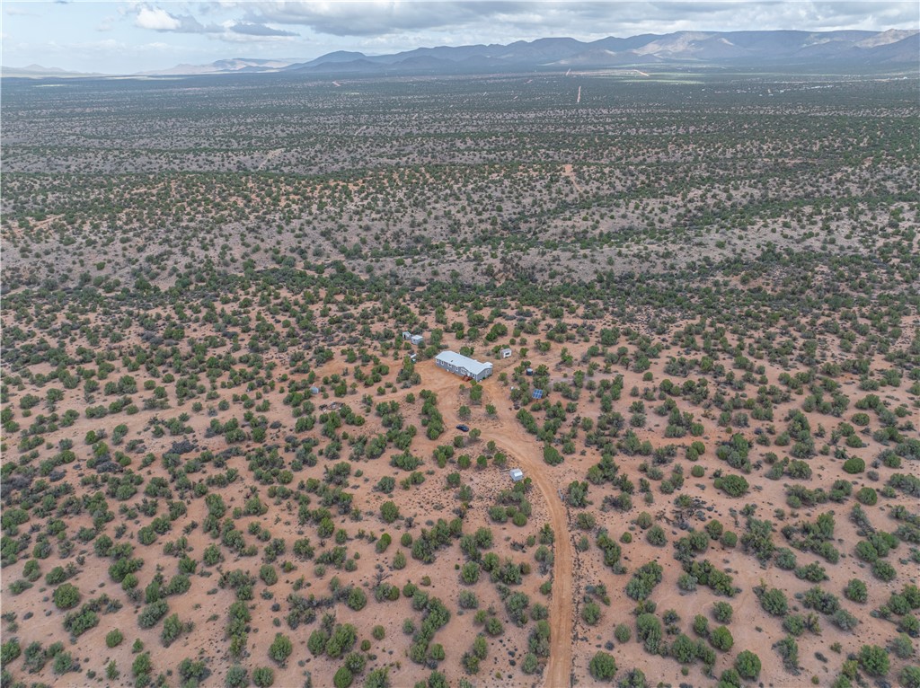 2765 North Silver Springs Road Kingman, AZ 86401 - Photo 6 of 60 a view of a pathway