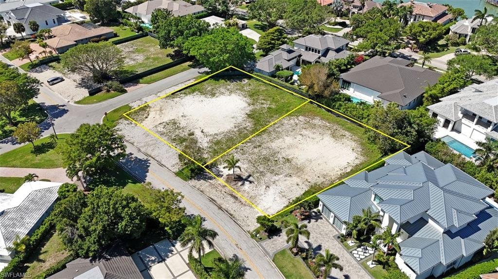 3225 Regatta Road Naples, FL 34103 - Photo 9 of 12