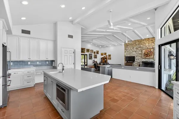 $1,900,000 | 4236 Valle Del Sol, Bonsall, CA 92003
