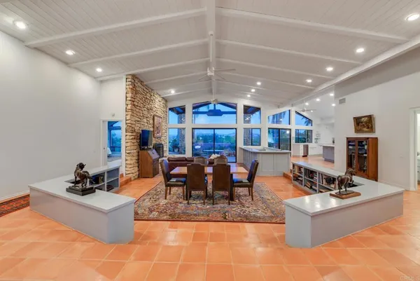$1,900,000 | 4236 Valle Del Sol, Bonsall, CA 92003