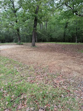 $1,150 | 47 Jackson Road, Huntsville, TX 77320