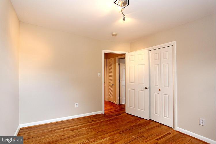 5902 Greentree Road Bethesda, MD 20817 - Photo 22 of 28 Bedroom #4