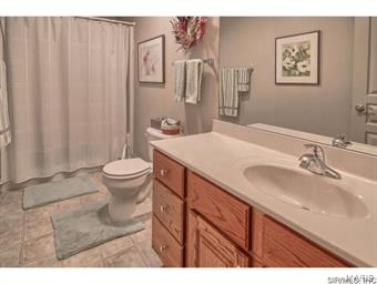 404 Kings Ridge Boulevard O'Fallon, IL 62269 - Photo 20 of 36