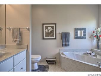 404 Kings Ridge Boulevard O'Fallon, IL 62269 - Photo 22 of 36