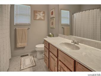 404 Kings Ridge Boulevard O'Fallon, IL 62269 - Photo 30 of 36