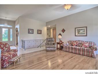 404 Kings Ridge Boulevard O'Fallon, IL 62269 - Photo 4 of 36