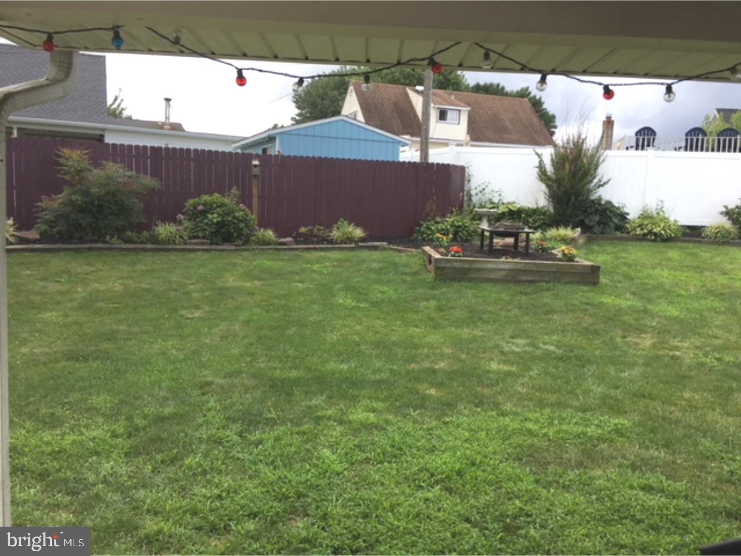 52 Crown Road Levittown, PA 19057 - Photo 22 of 25 Back Yard