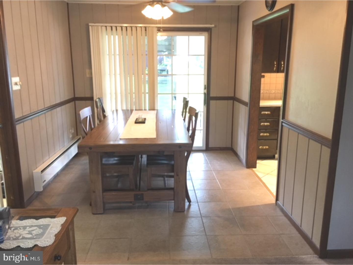 52 Crown Road Levittown, PA 19057 - Photo 5 of 25 Dining Room