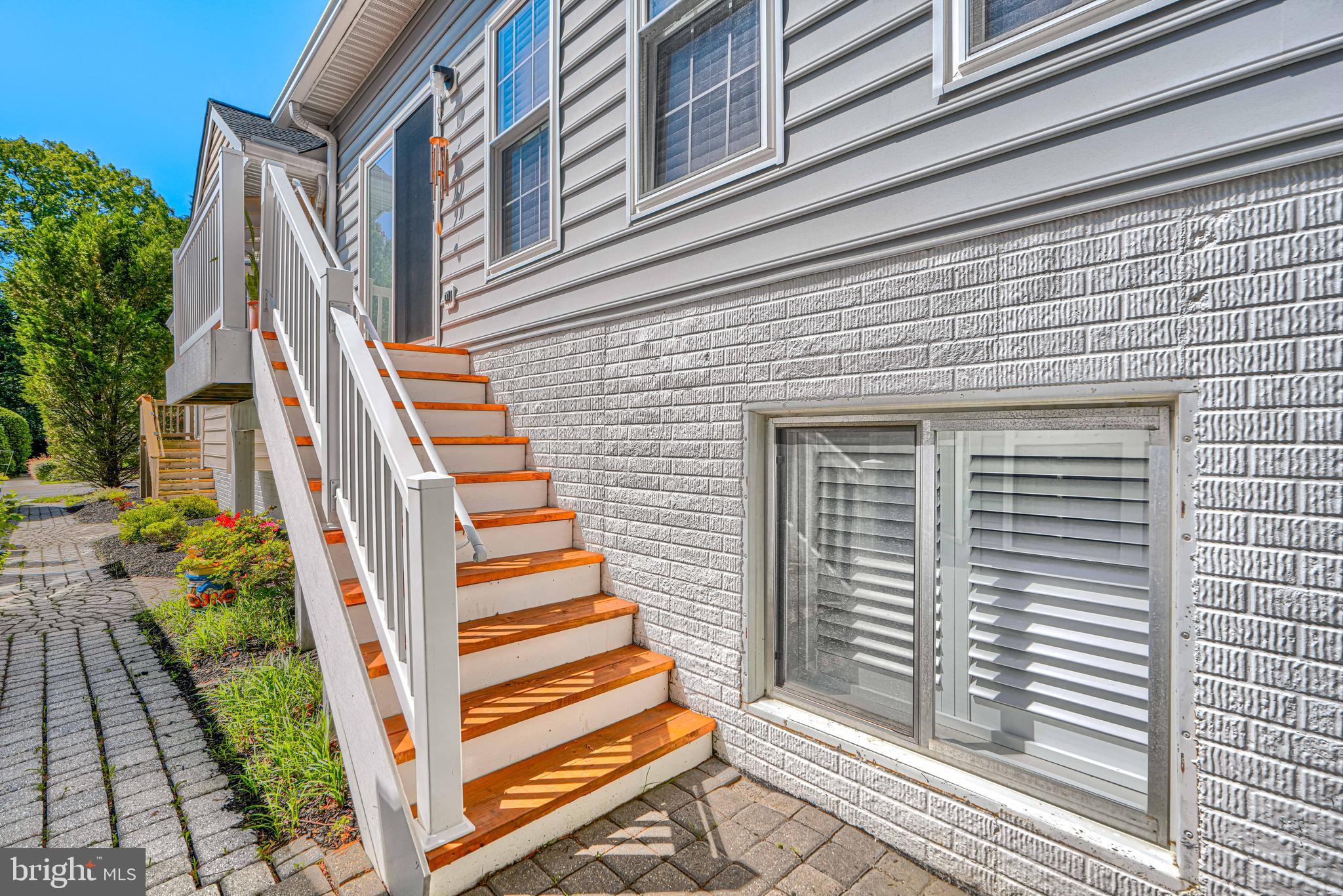 10765 Autumn Splendor Drive, Unit 52 Columbia, MD 21044 - Photo 28 of 29 Stairs to patio