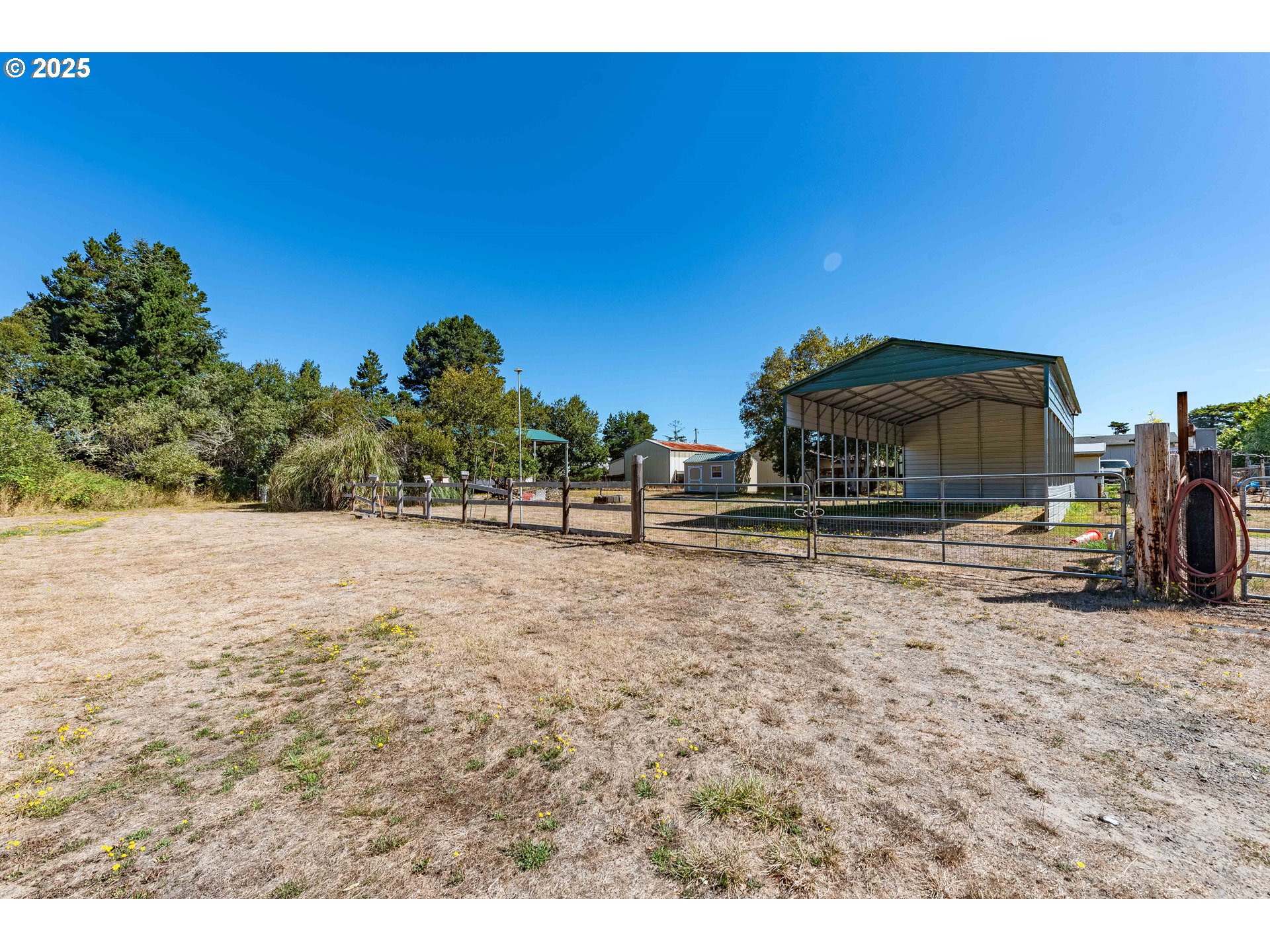 0 South 3rd Street, Unit 500 Lakeside, OR 97449 - Photo 5 of 13