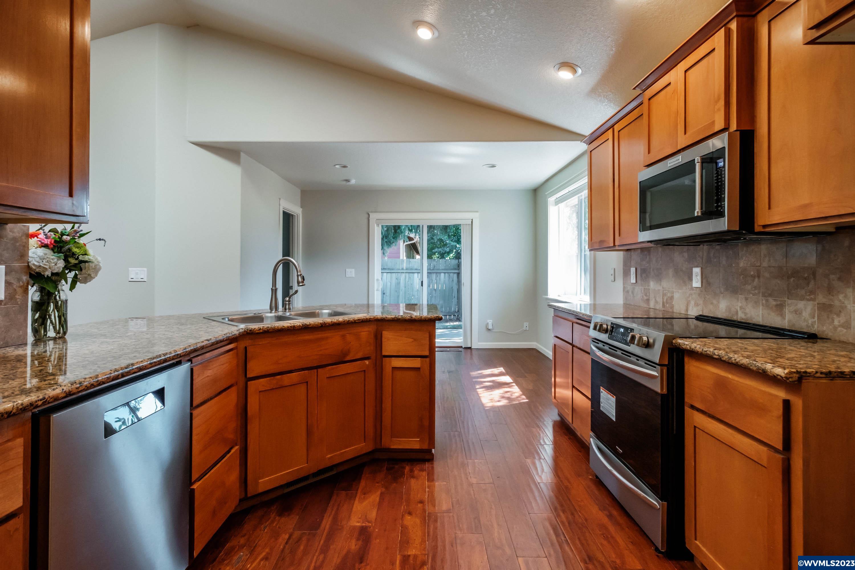 1470 Boone Road Southeast Salem, OR 97306 - Photo 19 of 40 Gallery Image 19