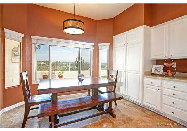1884 High Ridge Avenue Carlsbad, CA 92008 - Photo 8 of 21 nook off kitchen