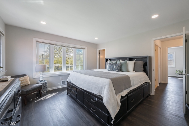 777 Springfield Avenue, Unit 1 Summit, NJ 07901 - Photo 19 of 33