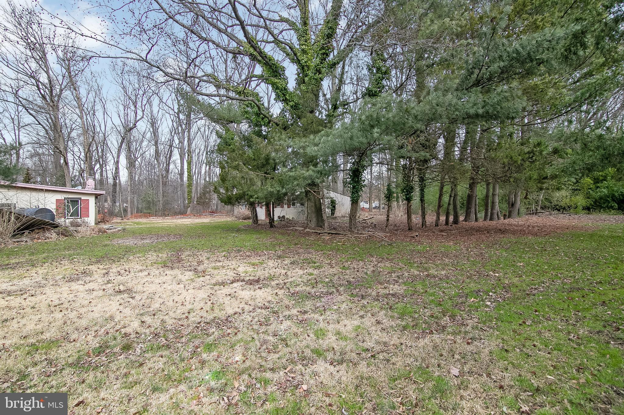 917 South Church Street Mount Laurel, NJ 08054 - Photo 11 of 24 Colonial, Modern, ranch?