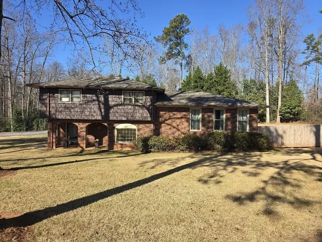$324,900 | 419 Forest Ln Drive, Gaffney, SC 29340
