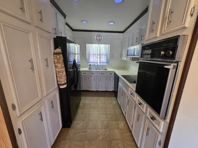 $324,900 | 419 Forest Ln Drive, Gaffney, SC 29340