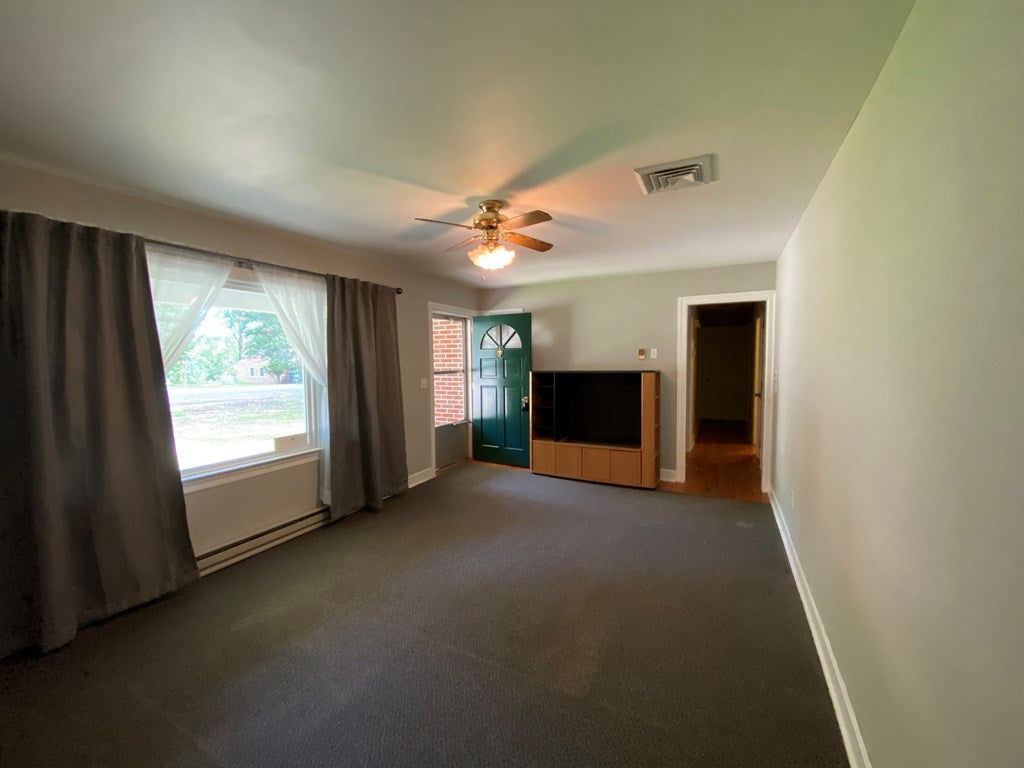 226 Evergreen Road Clarksville, VA 23927 - Photo 9 of 21 Gallery Image 9