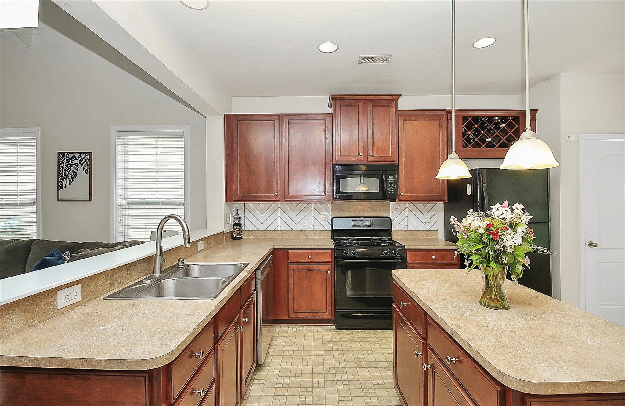 11016 Greenhead View Road Charlotte, NC 28262 - Photo 6 of 38 Gallery Image 6