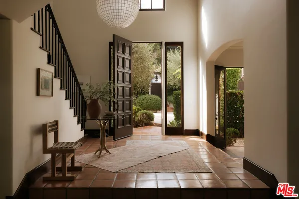 a view of entryway