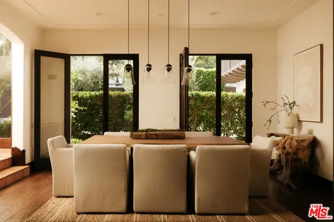 $8,500,000 | 1046 North Norman Place, Los Angeles, CA 90049