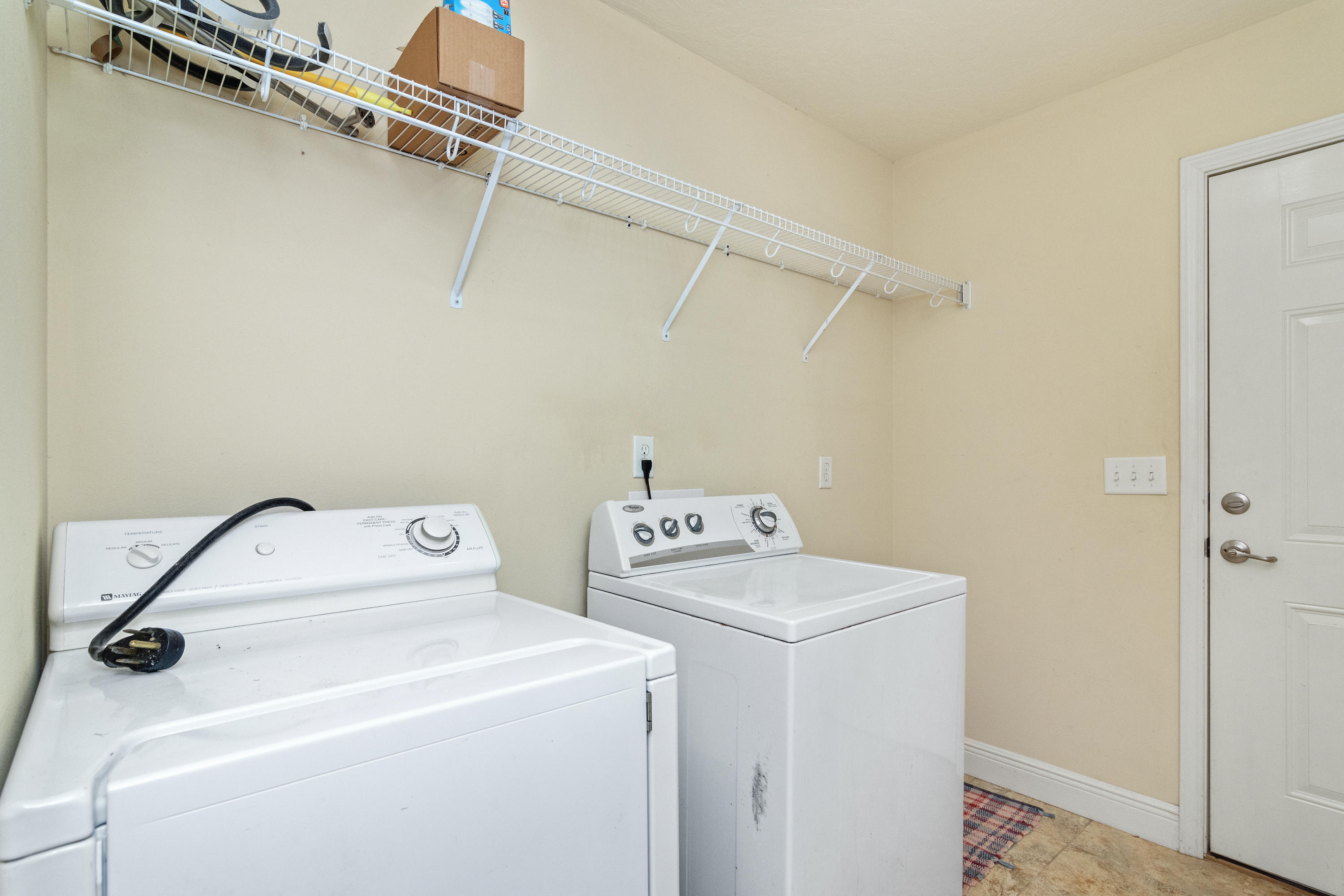 112 Pointer Lane Crestview, FL 32536 - Photo 24 of 28 laundry room