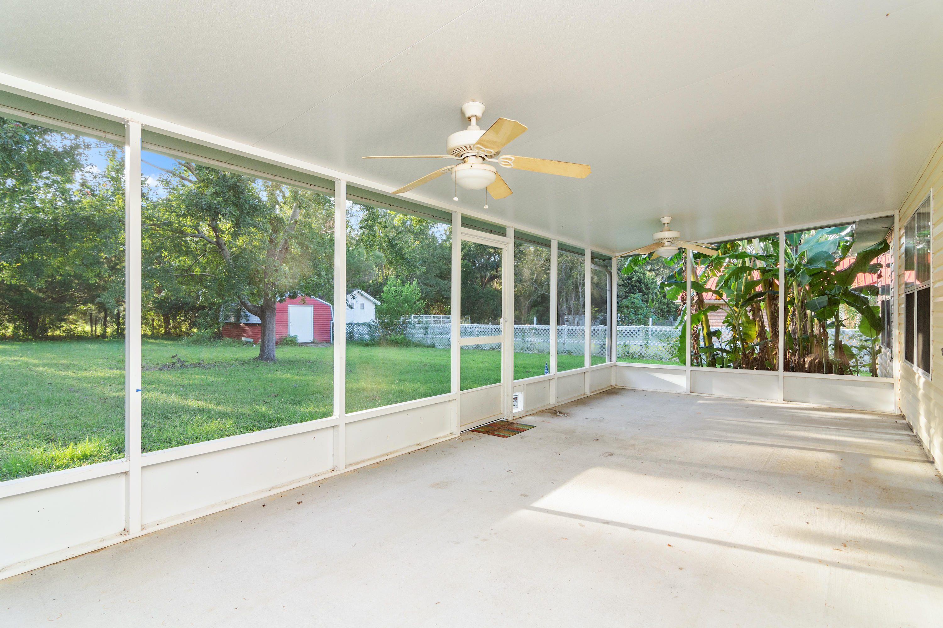 112 Pointer Lane Crestview, FL 32536 - Photo 26 of 28 screened patio