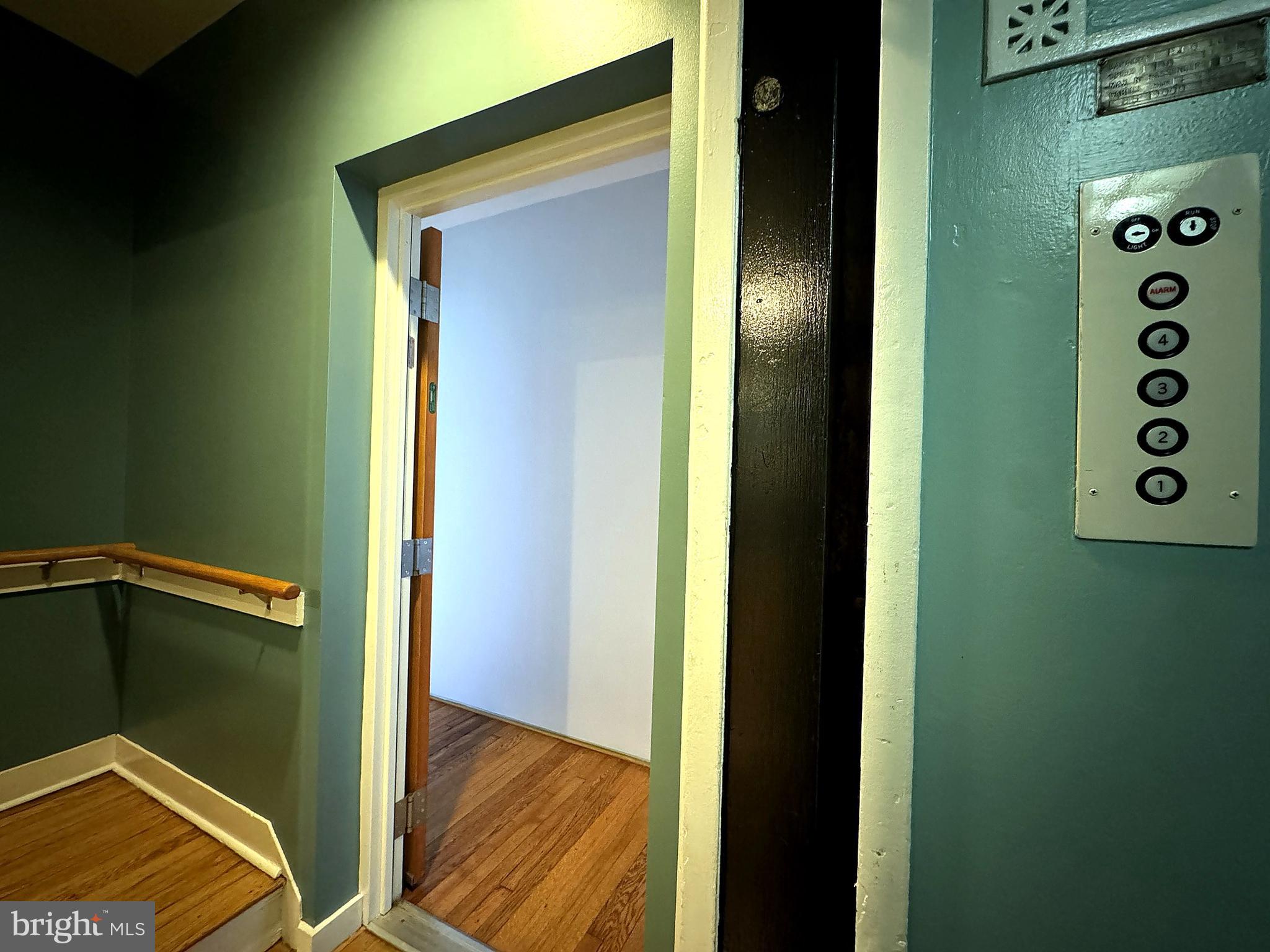 104 West Madison Street, Unit 9 Baltimore, MD 21201 - Photo 16 of 35