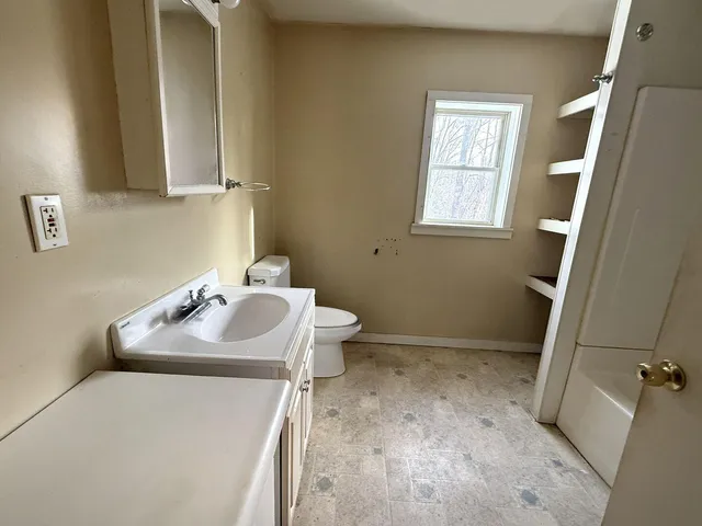 $169,900 | 2509 Essex Street, Orono, ME 04473