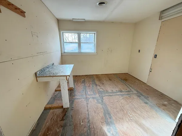$149,900 | 2509 Essex Street, Orono, ME 04473