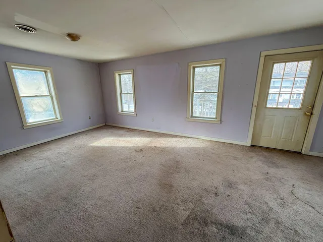 $169,900 | 2509 Essex Street, Orono, ME 04473